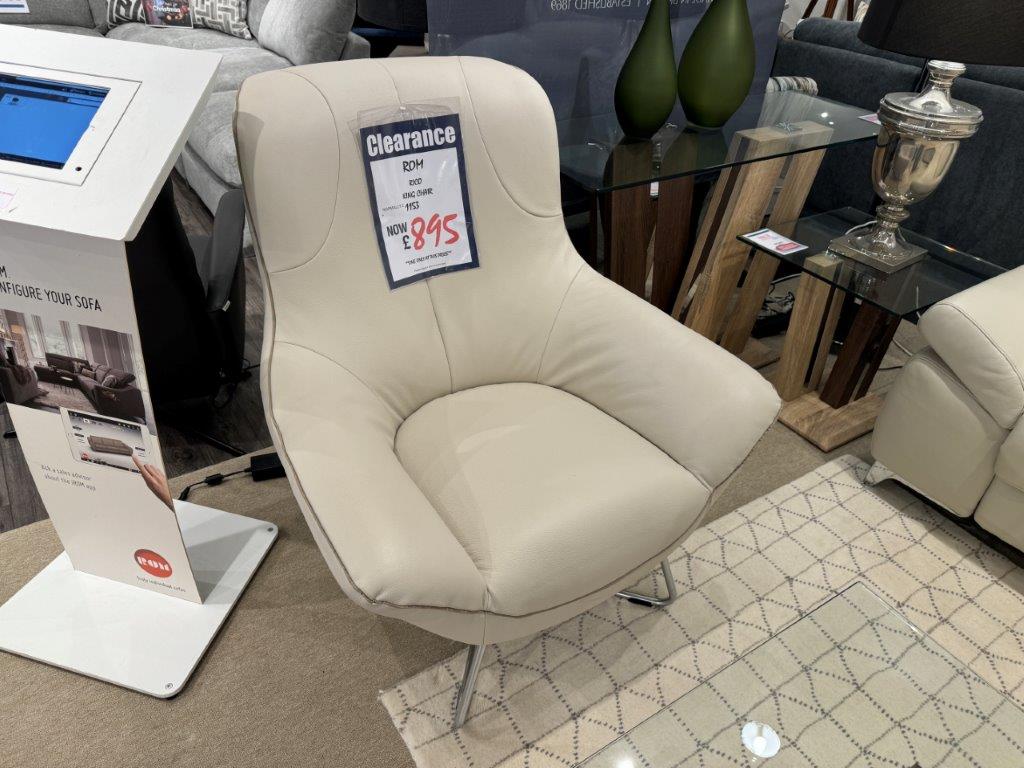 ROM Rico Leather King Chair
