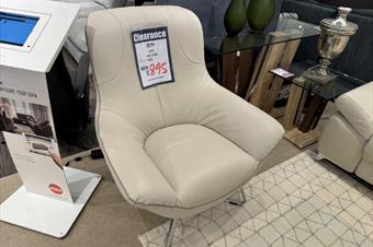 ROM Rico Leather King Chair