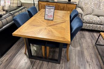 Bentley Designs Indus Extending Table & 4 Chairs