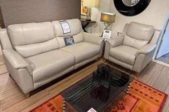 Premier Mc Kenzie 2.5 Seater Sofa & Power Recliner Chair