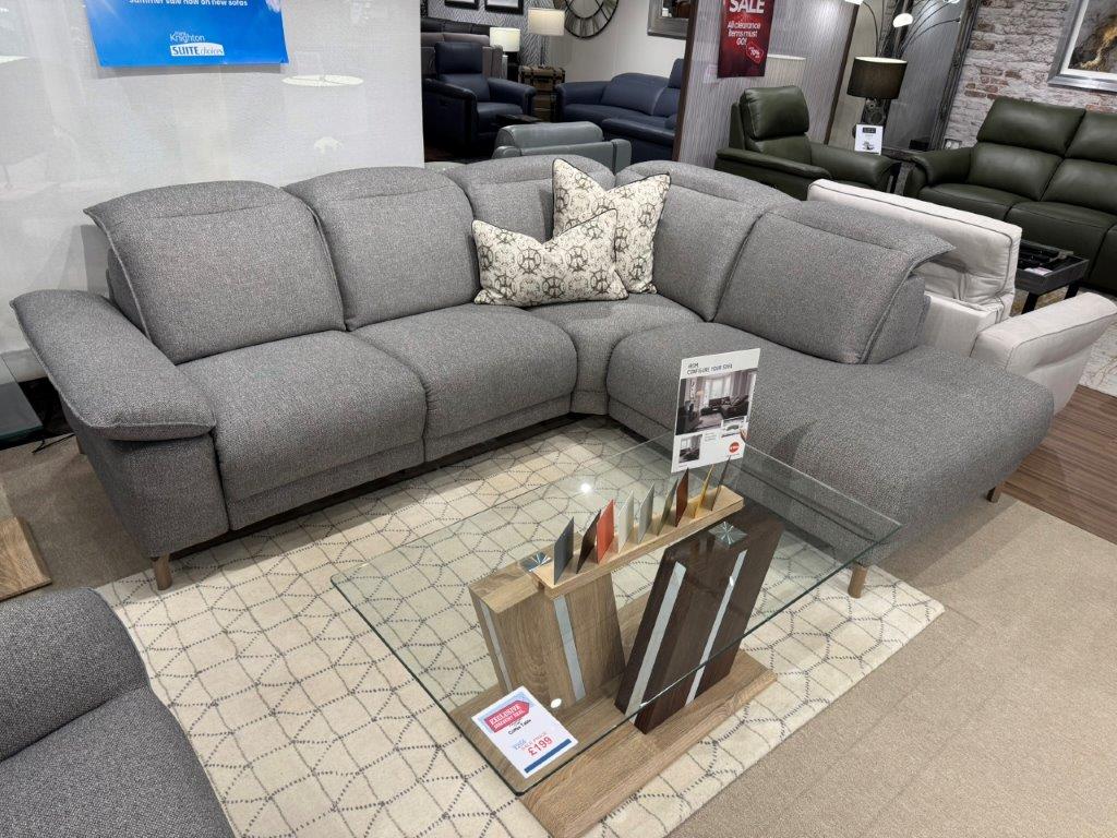 Rom Sereno Power Reclining Corner Group In Fabric